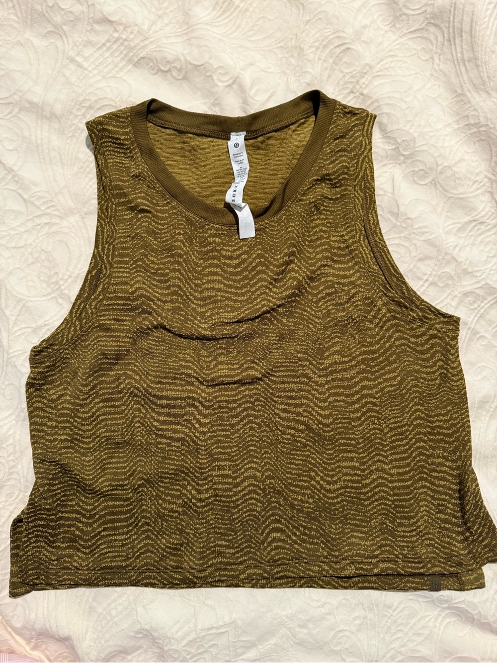 New without tag Lululemon Tank Size 4 - Picture 2 of 2